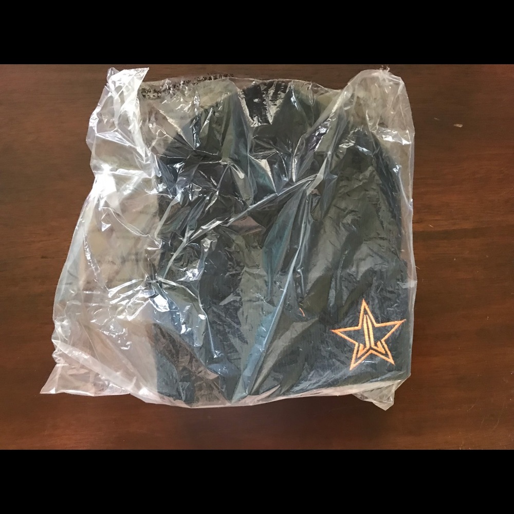 Jeffree Star Cosmetics Exclusive Halloween Beanie